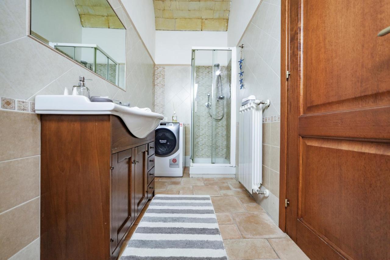 Suite Home Al Centro Di Σάσαρι Εξωτερικό φωτογραφία