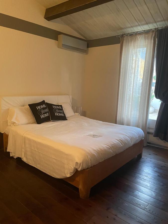 Suite Home Al Centro Di Σάσαρι Εξωτερικό φωτογραφία